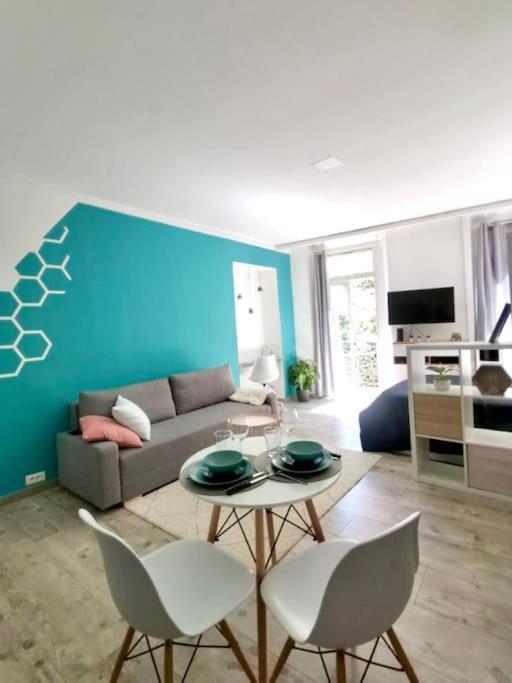 Esprit Cosy Au Centre Historique Apartment ตูลง ภายนอก รูปภาพ